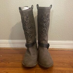 Snowflake western boots